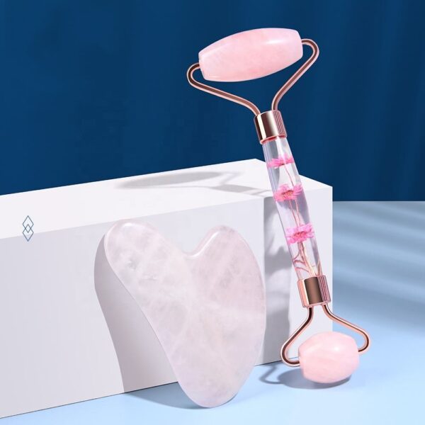 የፊት ውበት መጠበቂያ እና ማሳጅ for Habesha women  Jade Roller እና Gua Sha - (2-Piece Rose Quartz Beauty Facial Roller Set)